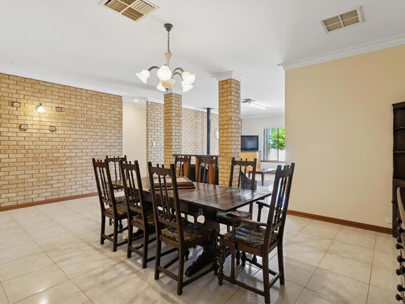 Property for sale in Midland : Passmore Real Estate