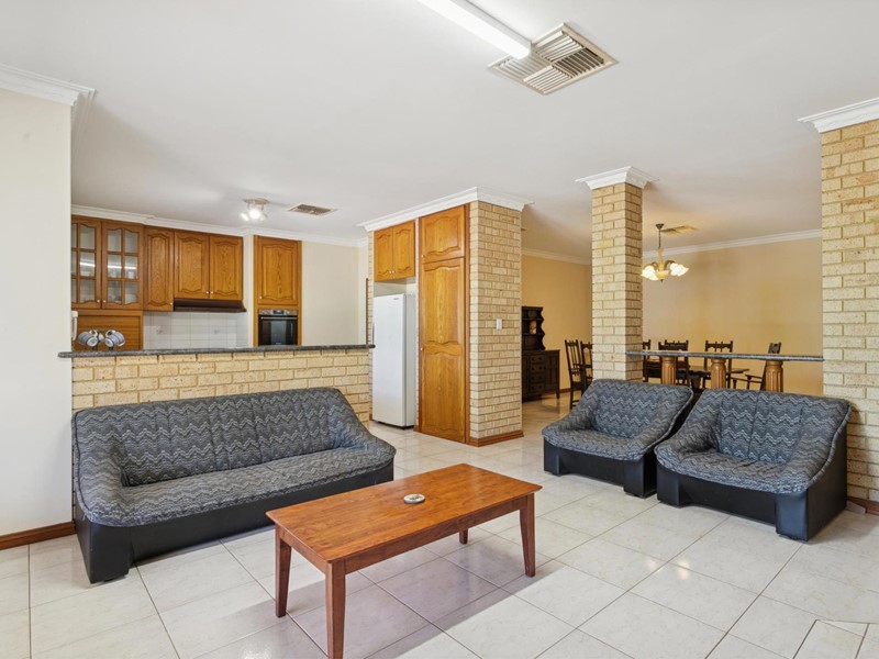 Property for sale in Midland : Passmore Real Estate