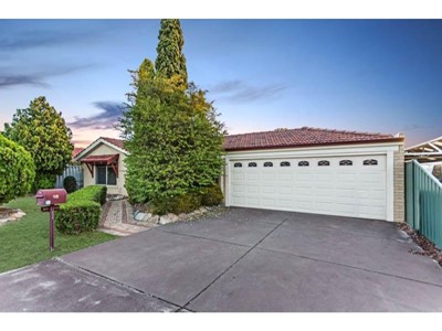 Property for sale in Atwell 