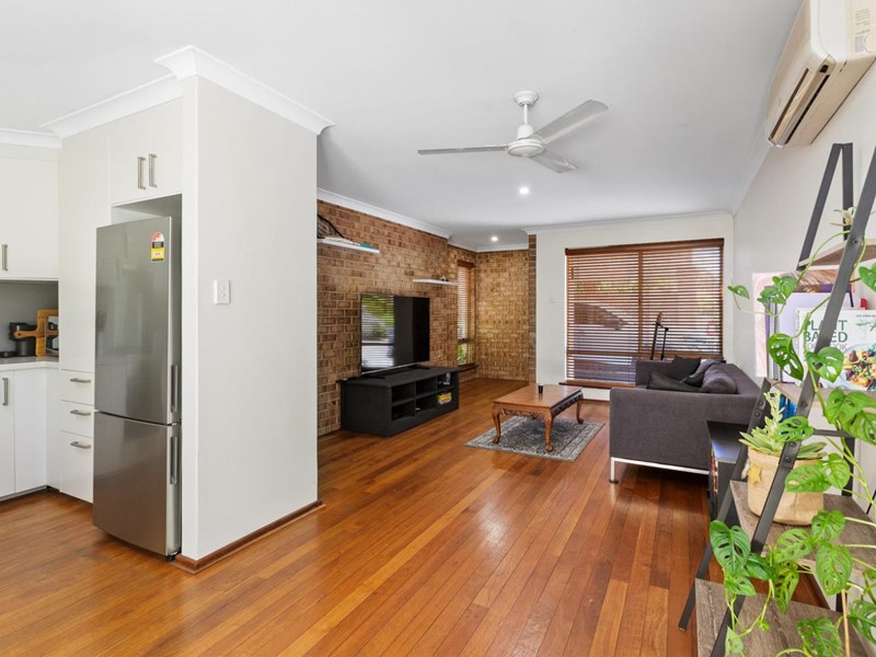 Property for sale in Scarborough : West Coast Real Estate