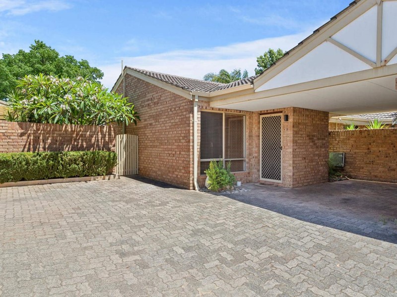 Property for sale in Scarborough : West Coast Real Estate