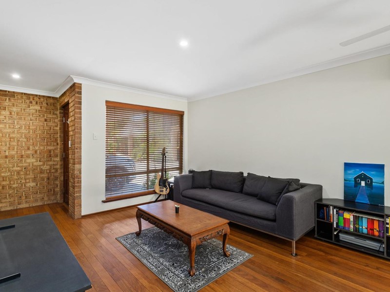 Property for sale in Scarborough : West Coast Real Estate