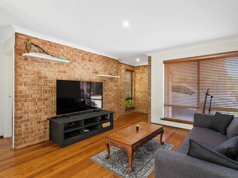 Property for sale in Scarborough : West Coast Real Estate