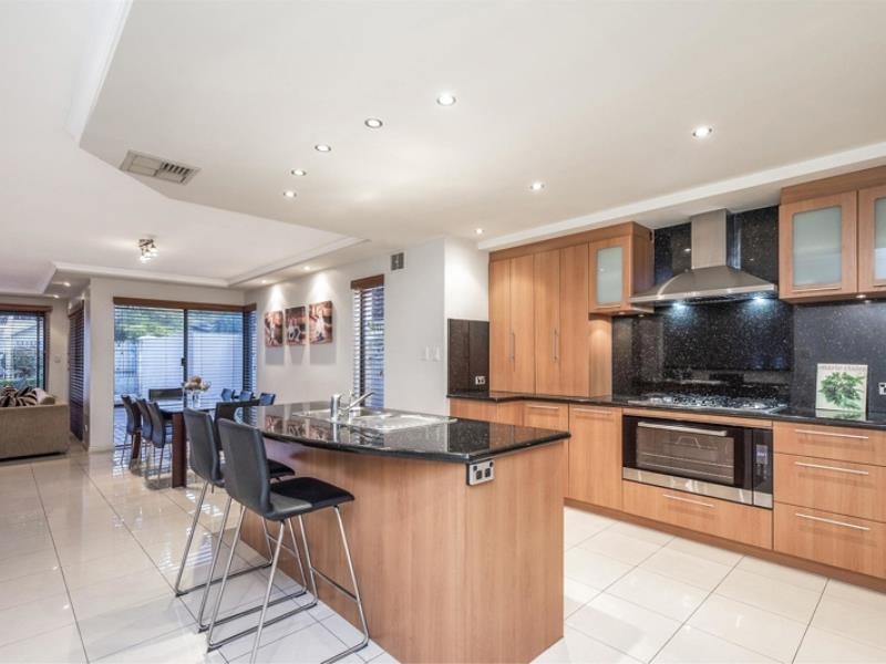 Property for sale in North Perth : Passmore Real Estate