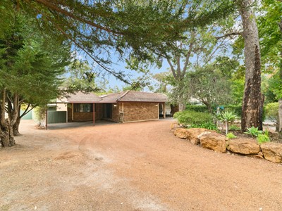 Property for sale in Glen Forrest