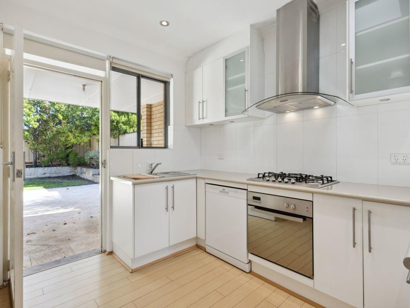 Property for sale in Innaloo : West Coast Real Estate