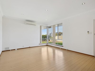 Property for sale in Innaloo : West Coast Real Estate