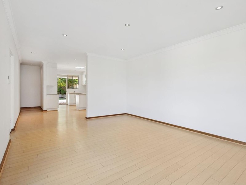 Property for sale in Innaloo : West Coast Real Estate