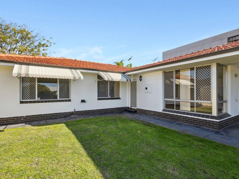 Property for sale in Innaloo : West Coast Real Estate