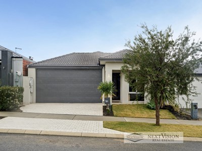 Property for sale in Treeby