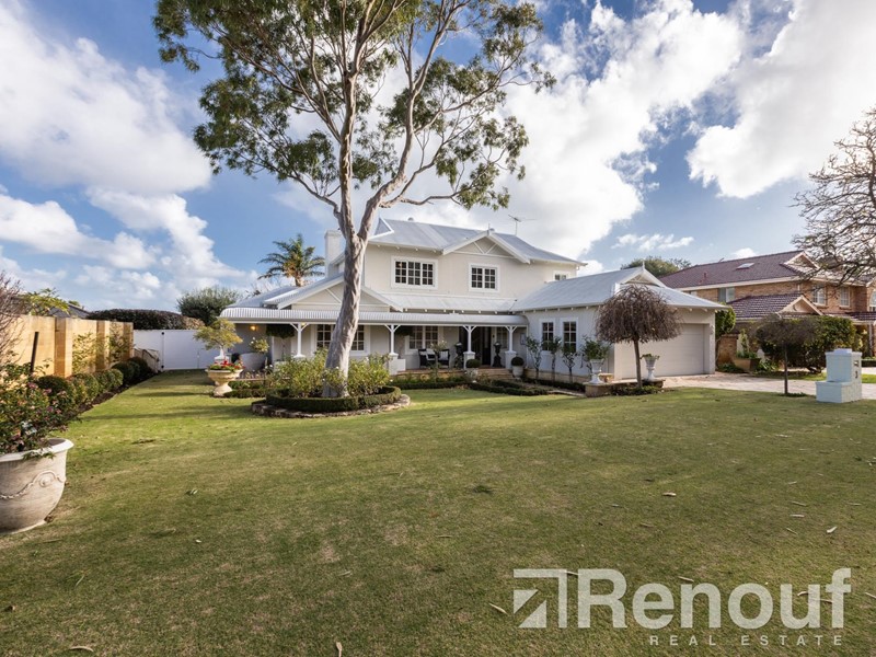 Property for sale in Mount Claremont