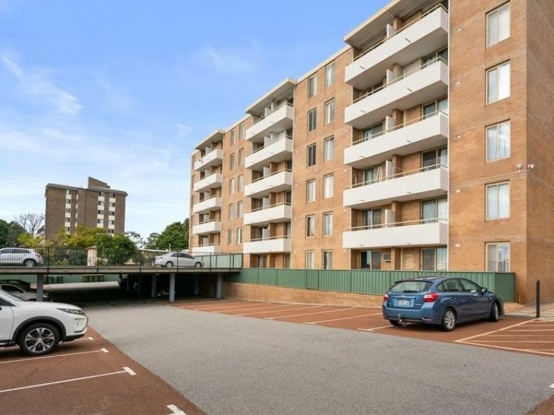 Property For Sale in Victoria Park