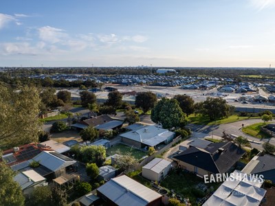 Property for sale in Swan View