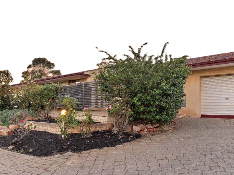Property for rent in Melville : Jacky Ladbrook Real Estate