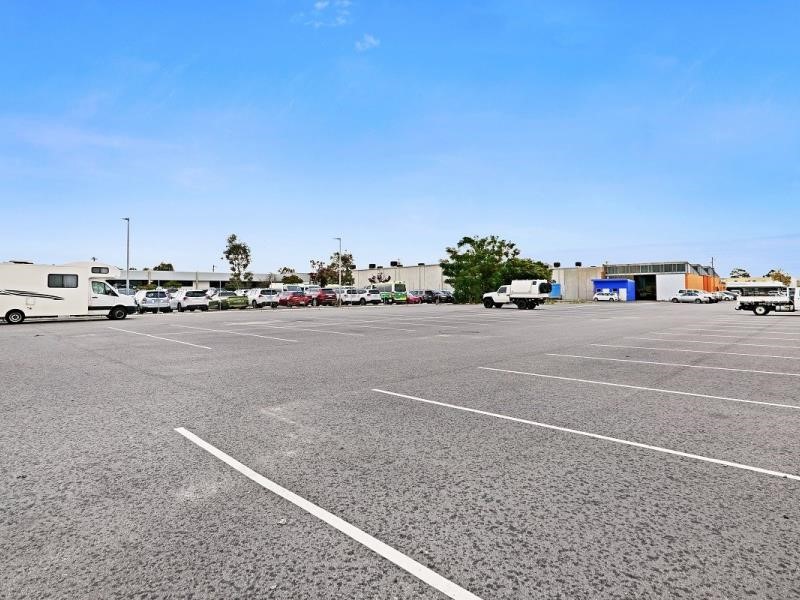 Property For Lease in Belmont : Ross Scarfone Real Estate