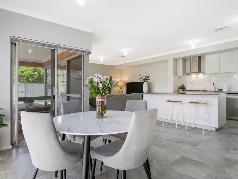 Property for sale in Morley : Dempsey Real Estate