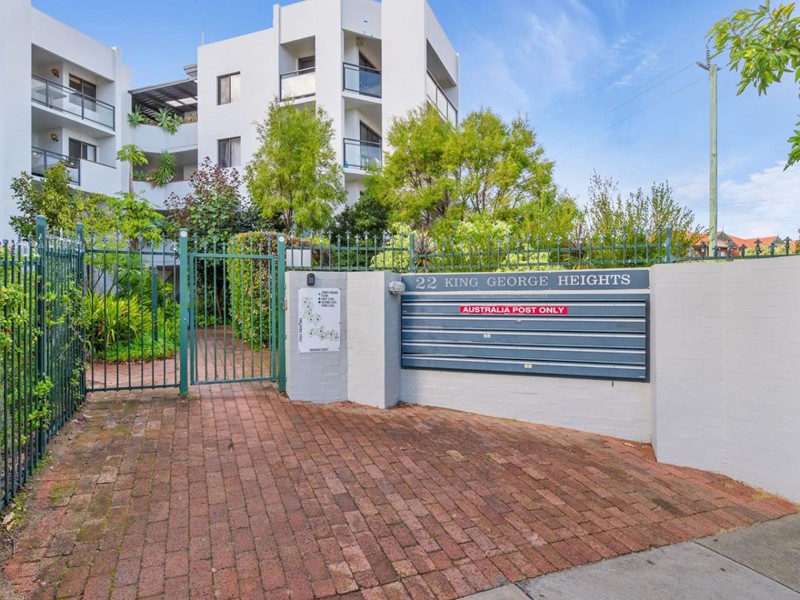 Property for sale in Victoria Park : BOSS Real Estate