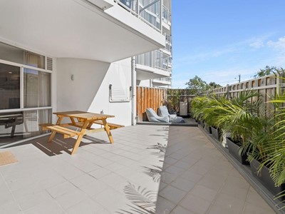 Property for sale in Scarborough : West Coast Real Estate