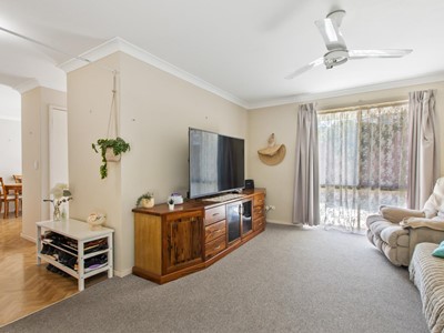 Property for sale in Doubleview : West Coast Real Estate