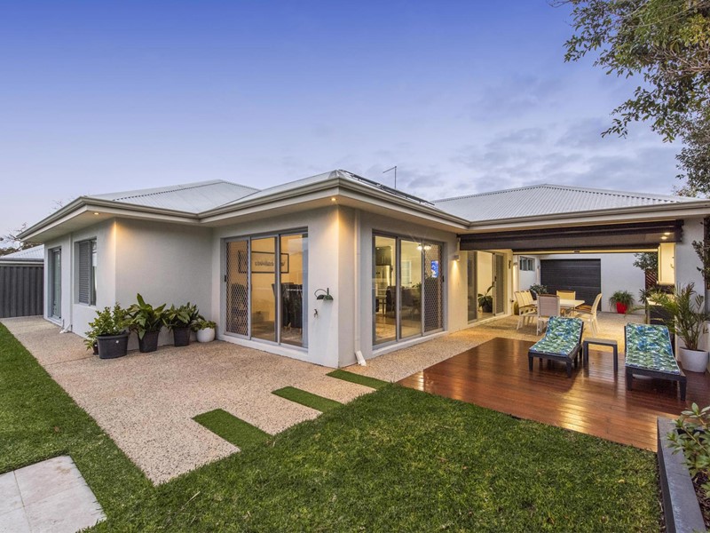 Property for sale in The Vines : Passmore Real Estate