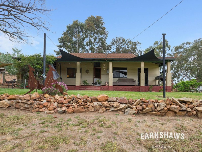 Property for sale in Clackline