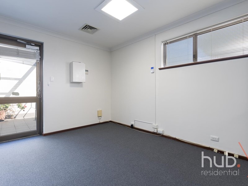 Property for rent in Shenton Park