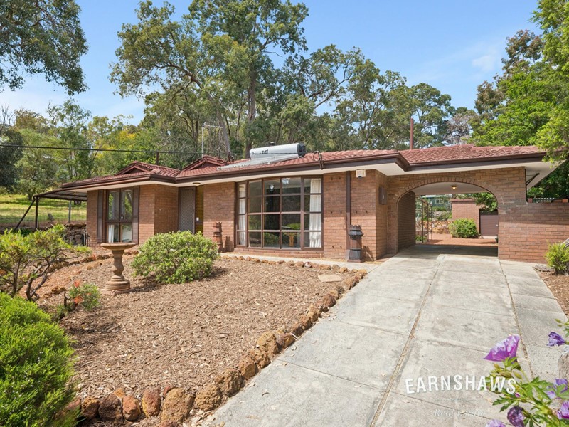 Property for sale in Glen Forrest