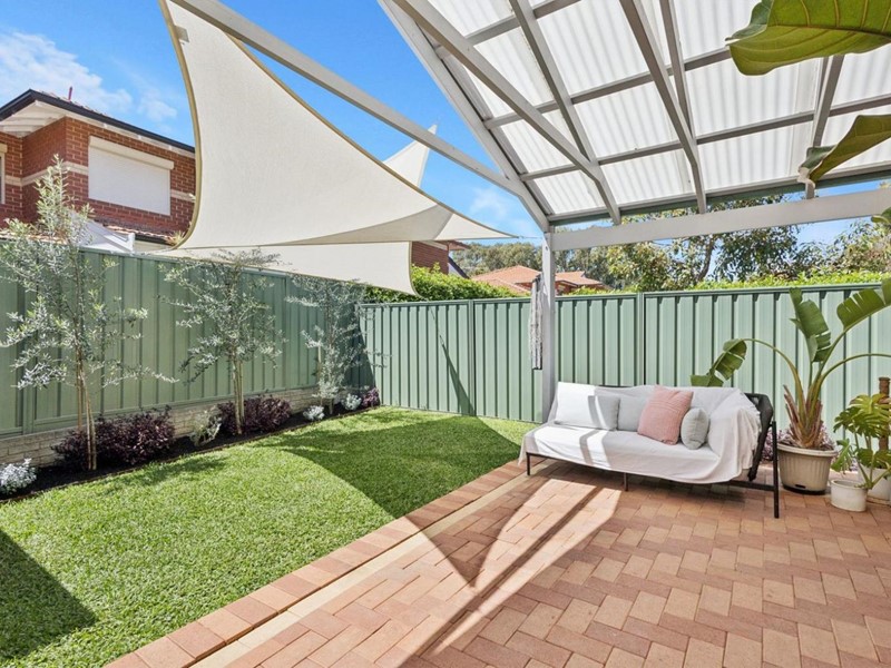 Property for sale in Wembley : West Coast Real Estate