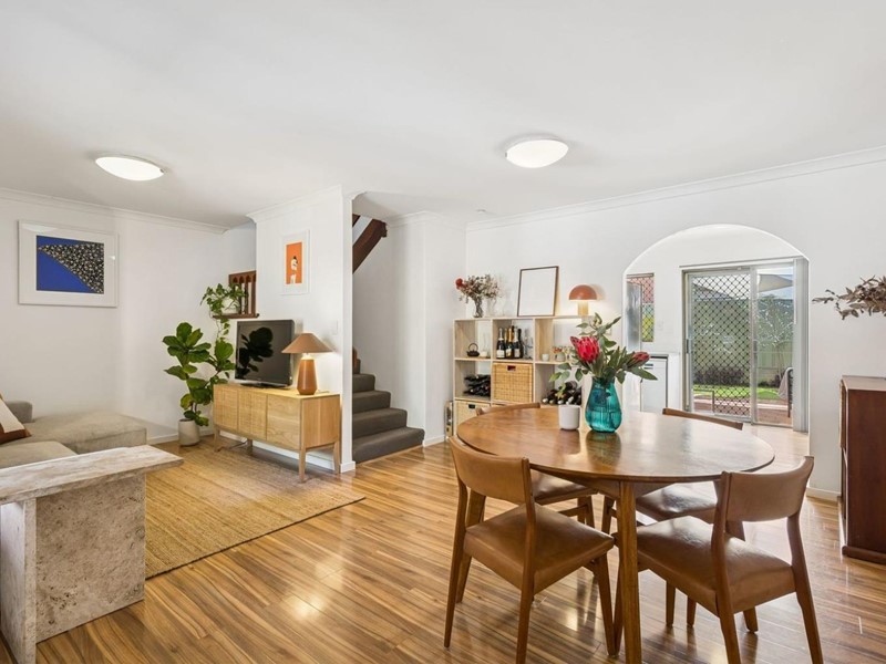 Property for sale in Wembley : West Coast Real Estate