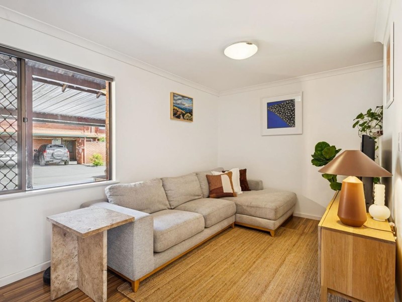 Property for sale in Wembley : West Coast Real Estate