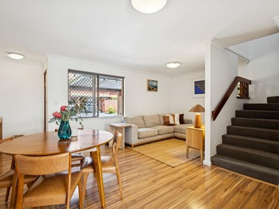 Property for sale in Wembley : West Coast Real Estate