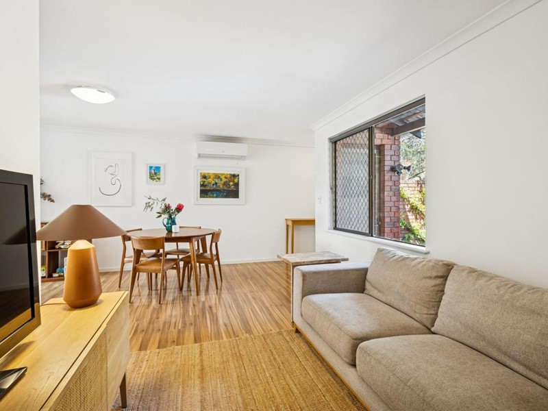 Property for sale in Wembley : West Coast Real Estate