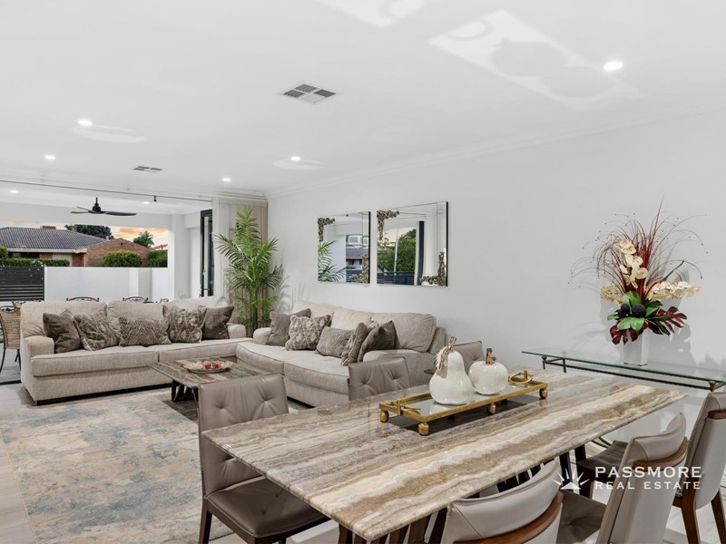 Property for sale in Morley : Passmore Real Estate