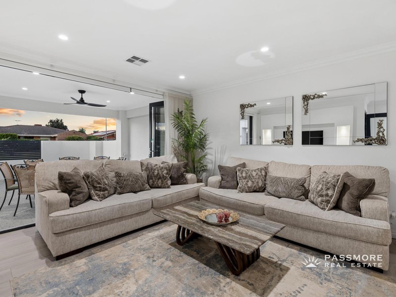 Property for sale in Morley : Passmore Real Estate