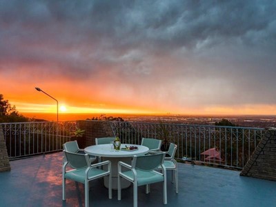 Property for sale in Lesmurdie : BOSS Real Estate