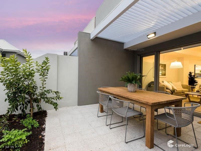 Property for rent in Wembley