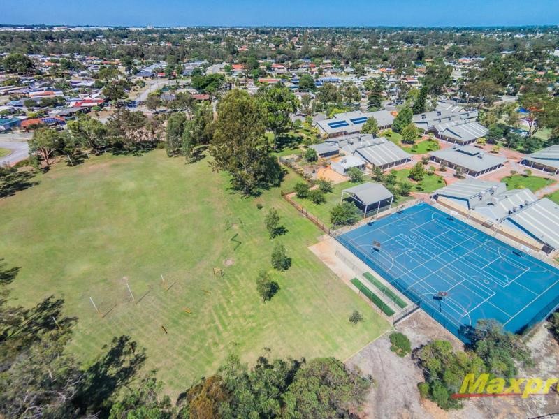 Property for sale in Lynwood