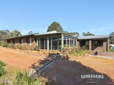 Property for sale in Mundaring