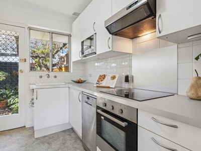 Property for sale in Scarborough : West Coast Real Estate
