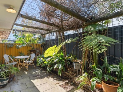 Property for sale in Scarborough : West Coast Real Estate