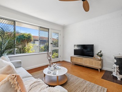 Property for sale in Scarborough : West Coast Real Estate