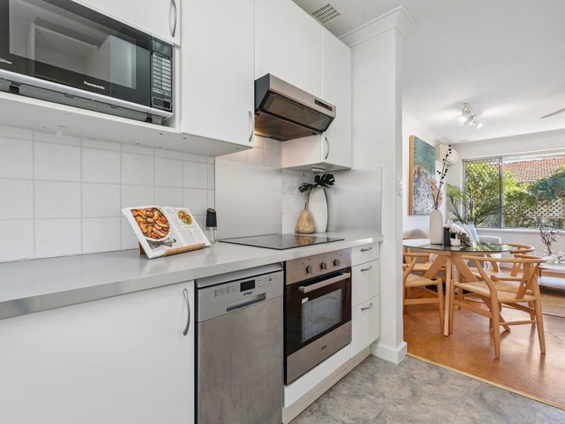 Property for sale in Scarborough : West Coast Real Estate