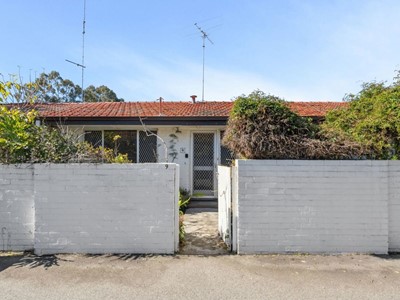 Property for sale in Scarborough : West Coast Real Estate