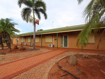 Property for rent in Baynton