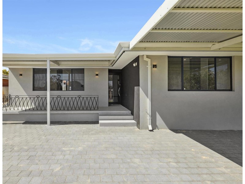 Property for sale in Morley : Passmore Real Estate