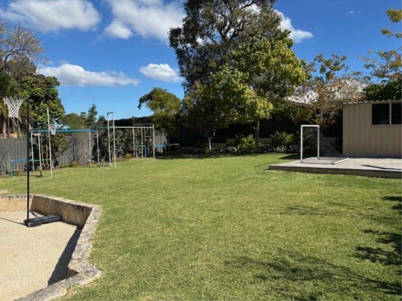 Property for rent in Attadale : Jacky Ladbrook Real Estate