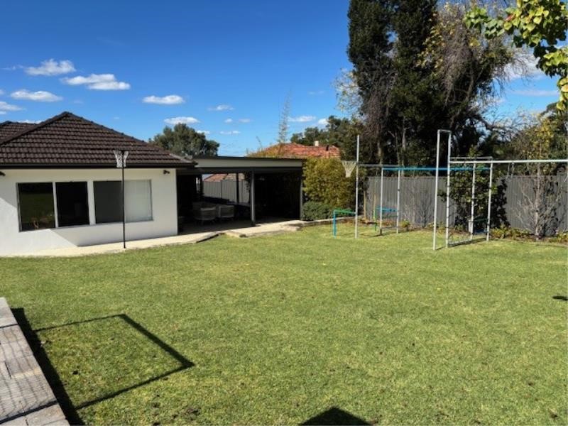 Property for rent in Attadale : Jacky Ladbrook Real Estate