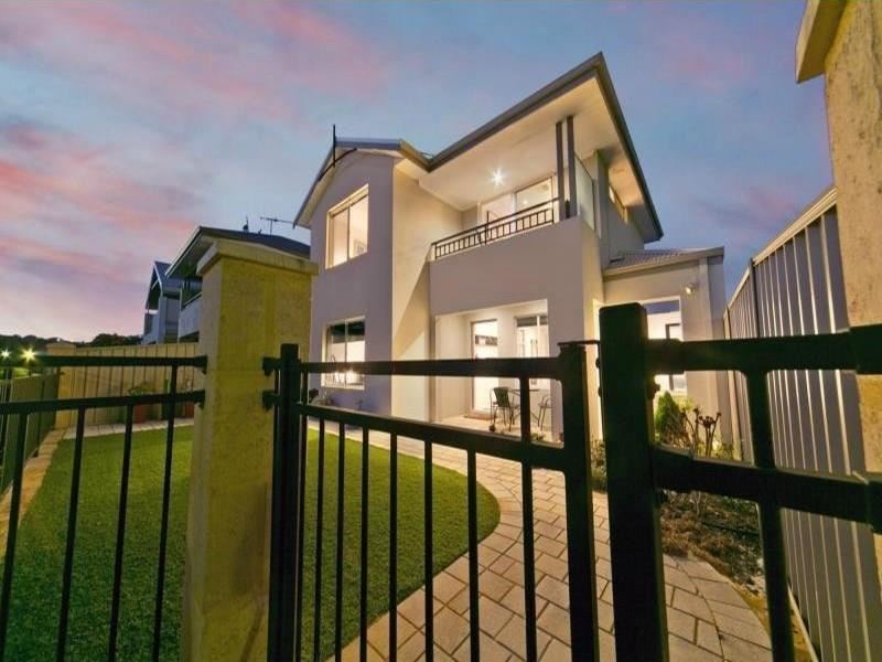 Property for sale in Lake Coogee : Next Vision Real Estate
