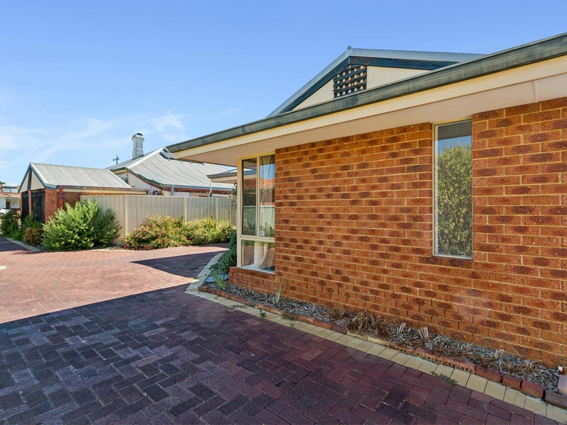 Property for sale in Midland : Passmore Real Estate