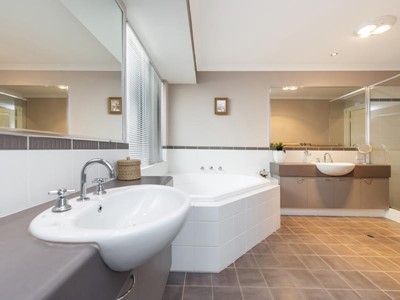 Property for sale in Carramar : Abel Property